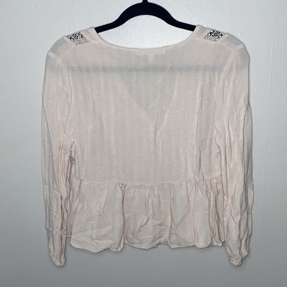 🐚Adorable blush pink 3/4 sleeved top! - Picture 6 of 6